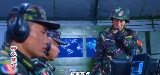 陆毅主演《刀锋行动》释出首批剧照,聚焦微表情与痕迹推理:资讯配图 陆毅主演《刀锋行动》释出首批剧照,聚焦微表情与痕迹推理:资讯配图