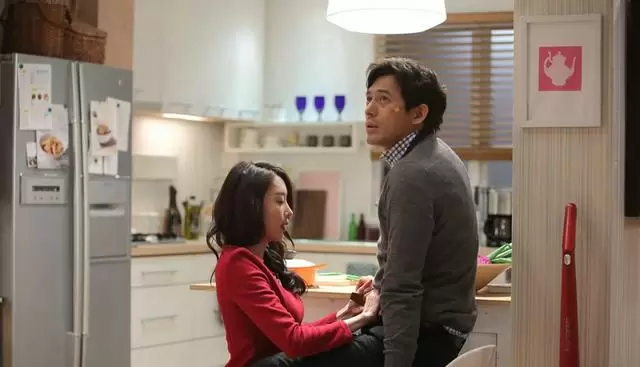 《恋爱的味道》2015年韩国上映,妇科男医与泌尿科女医的成人向爱情解构:资讯配图 《恋爱的味道》2015年韩国上映,妇科男医与泌尿科女医的成人向爱情解构:资讯配图