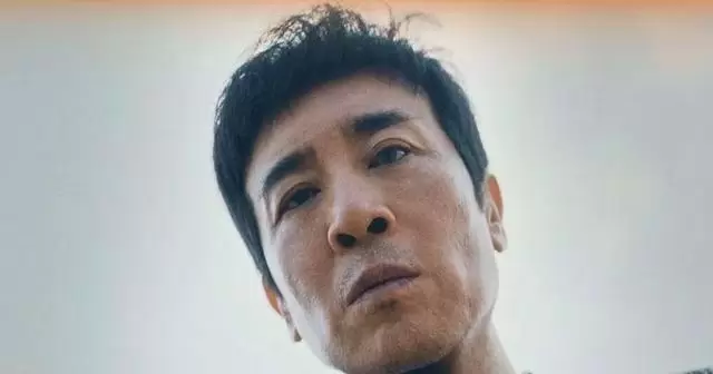 于和伟凭《森中有林》获北影节天坛奖最佳男主角:现场图 于和伟凭《森中有林》获北影节天坛奖最佳男主角:现场图