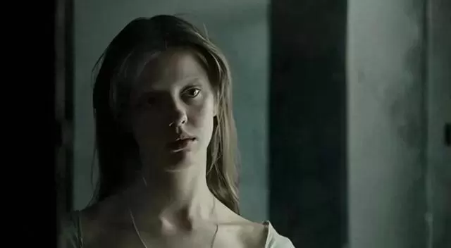 弗朗索瓦·欧容《花容月貌》重映热议：17岁少女援交叙事再引青春议题讨论：情报图